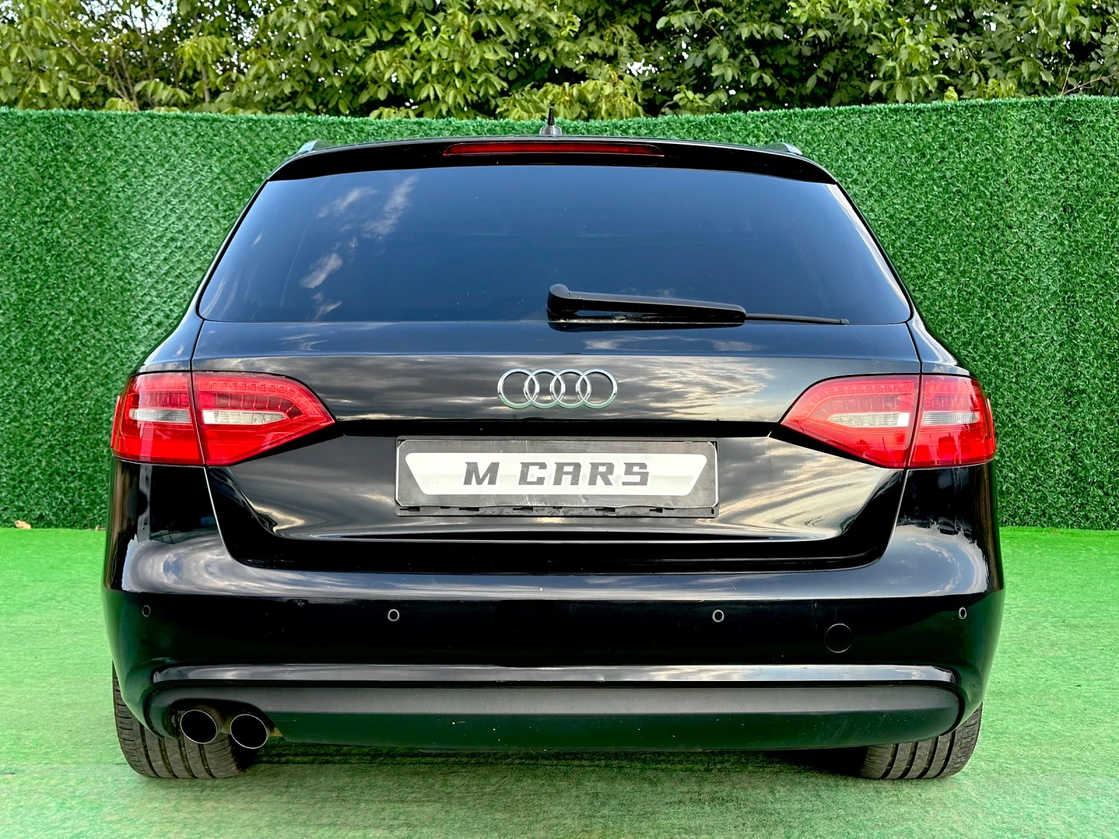 Audi A4 S-LINE  2.0 TDI 143ks - изображение 4