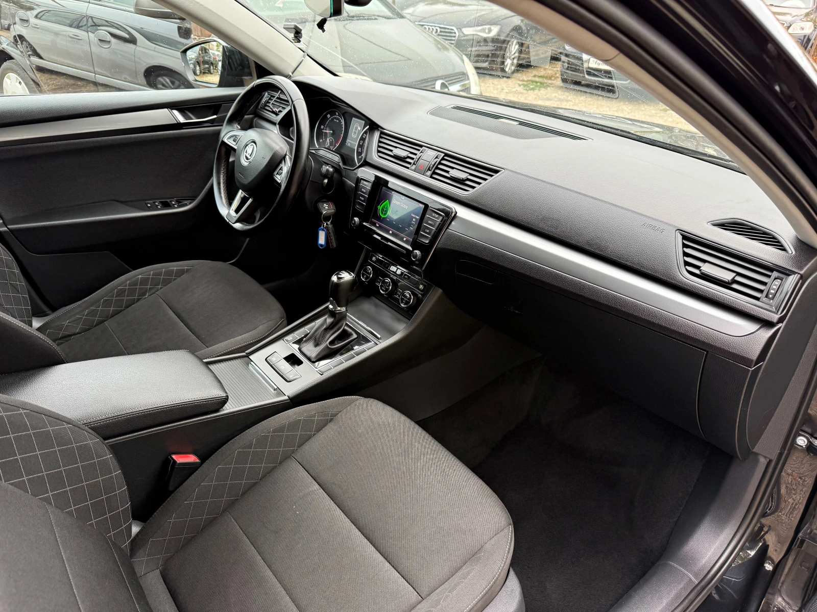 Skoda Superb 2.0tdi ДИСТРОНИК АВТОМАТИК-DSG - изображение 8
