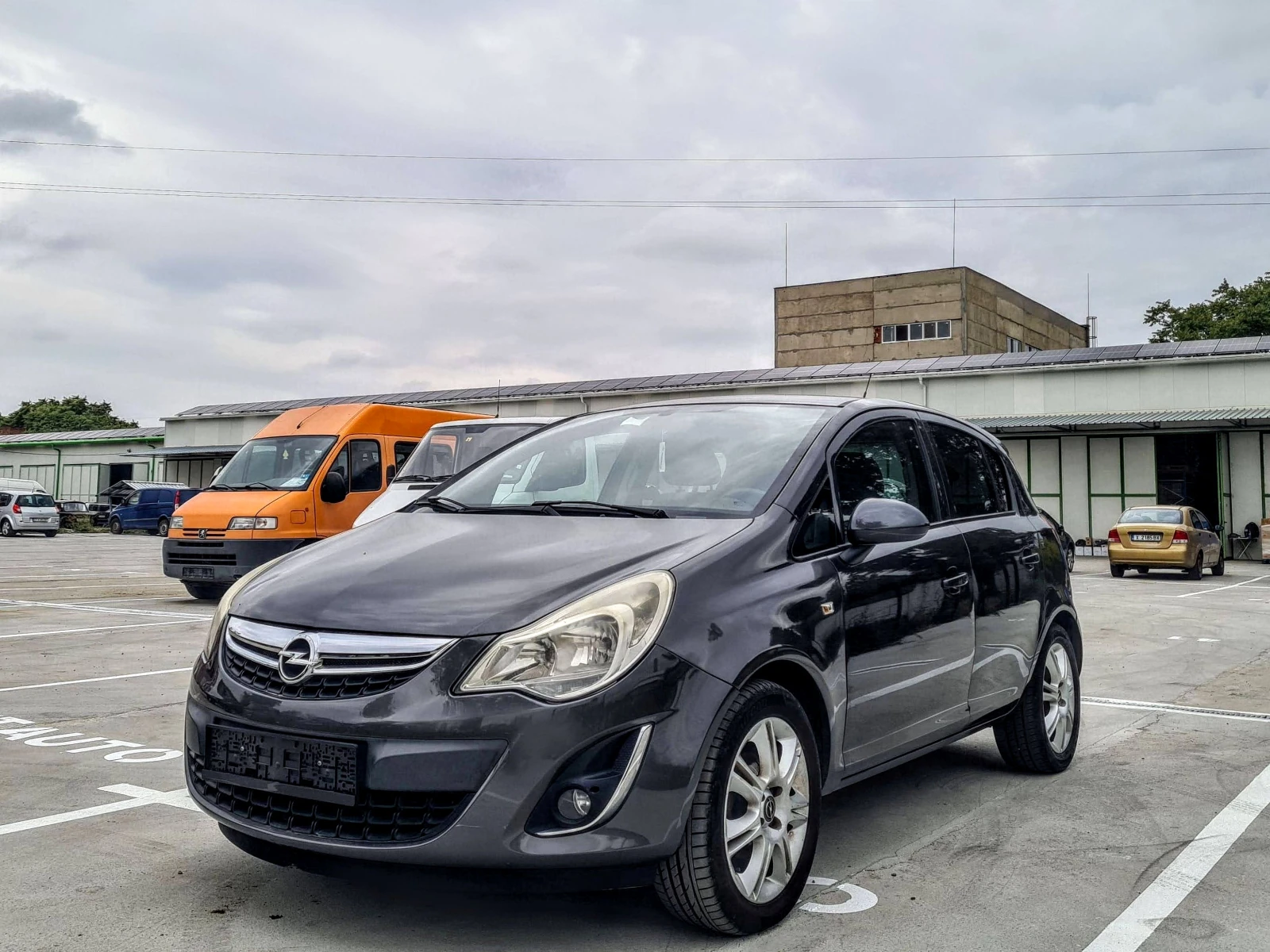 Opel Corsa 1.3 CDTI 75 к.с. 2011 г. COSMO ЕВРО5 ОБСЛУЖЕНА - изображение 2