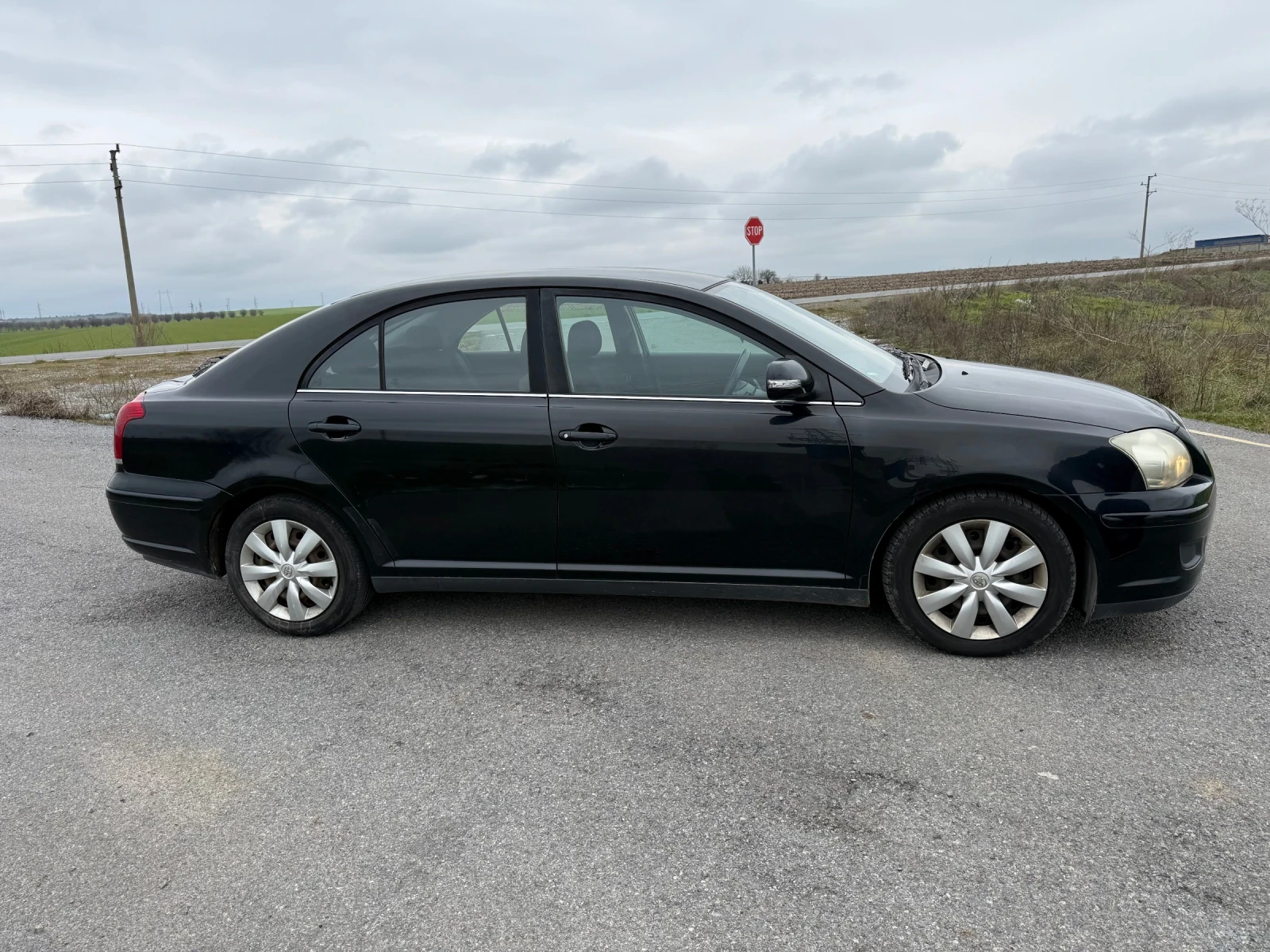 Toyota Avensis  - изображение 4