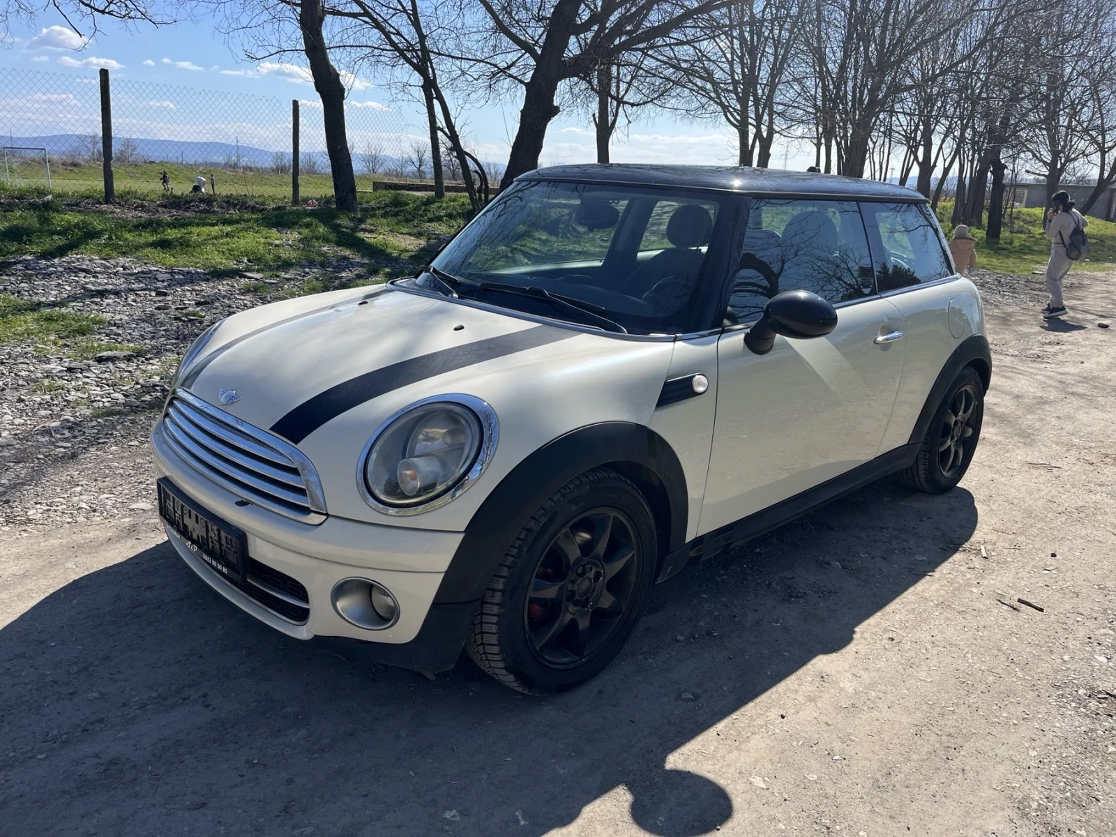 Mini Cooper 1.6D | Автоматик | Кожа | , снимка 3 - Автомобили и джипове - 53748650