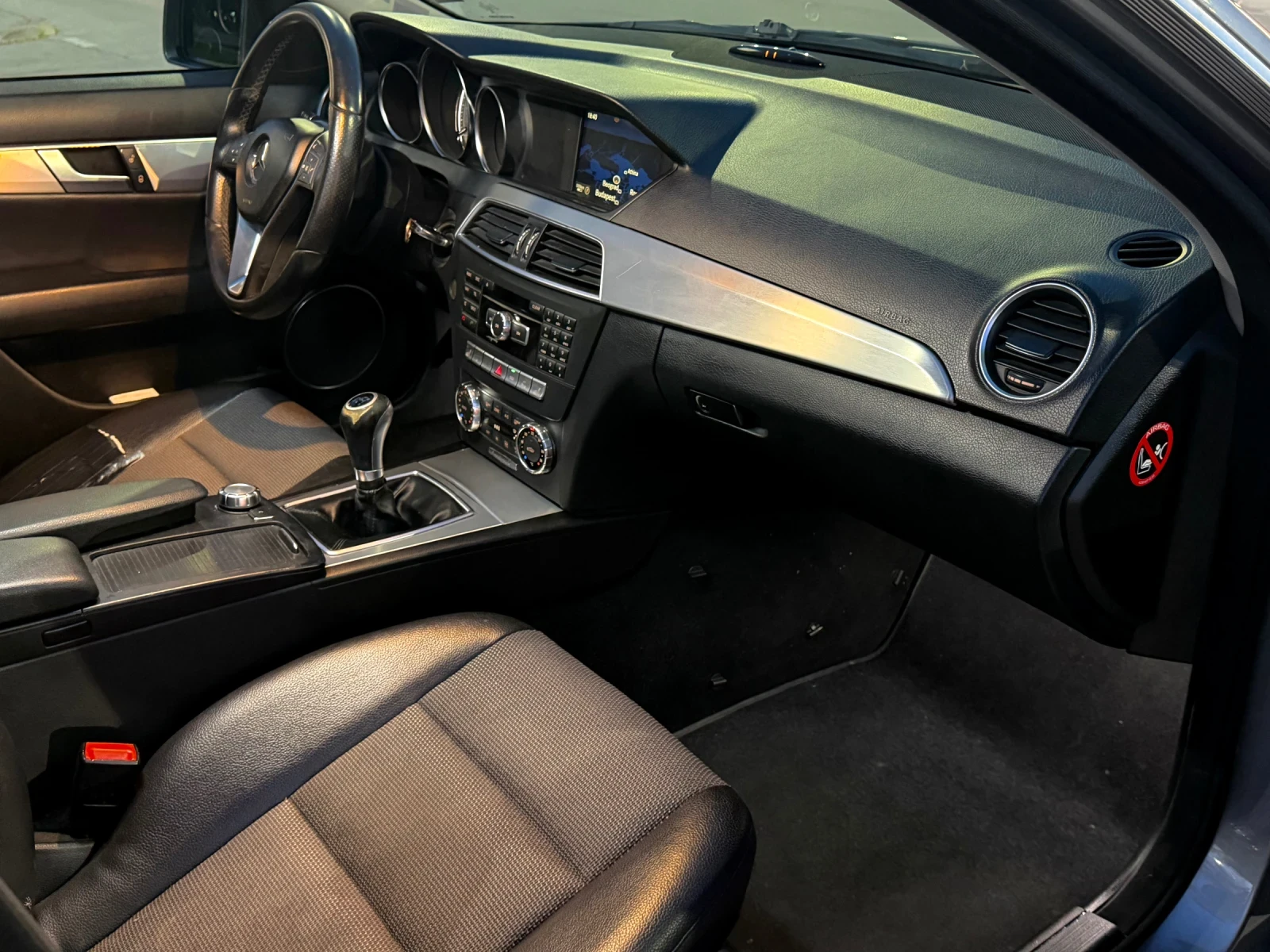 Mercedes-Benz C 200 2.2 Blue Efficiency , снимка 14 - Автомобили и джипове - 53786300