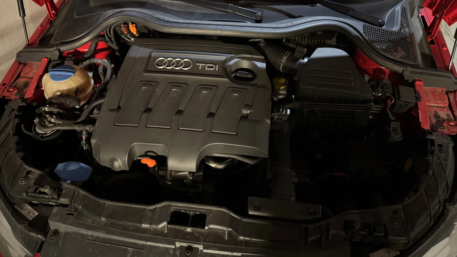 Audi A1 1.6 TDI AUTOMAT, снимка 10 - Автомобили и джипове - 53868966