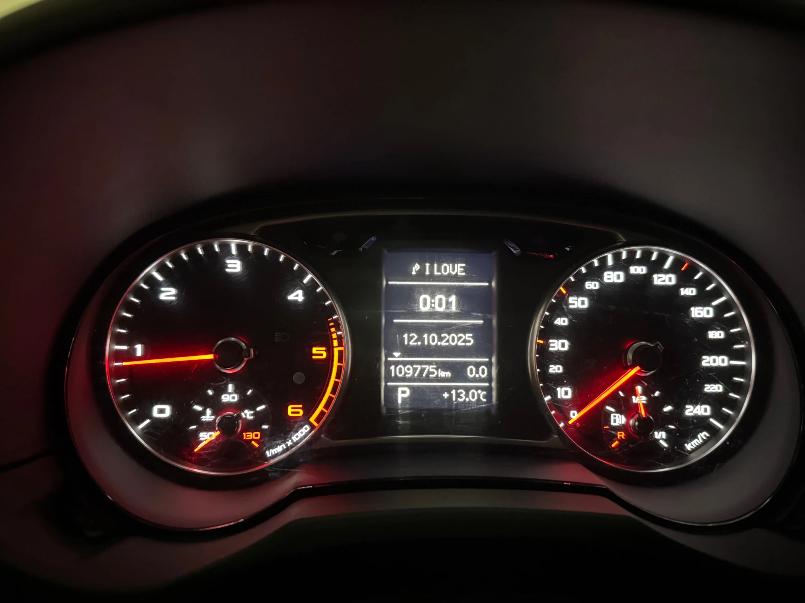 Audi A1 1.6 TDI AUTOMAT, снимка 6 - Автомобили и джипове - 53868966