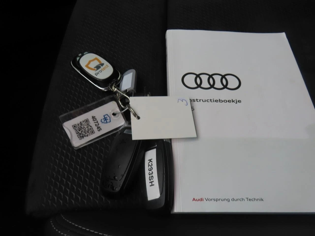 Audi A6 50 TFSIe S Edition, снимка 17 - Автомобили и джипове - 54081182