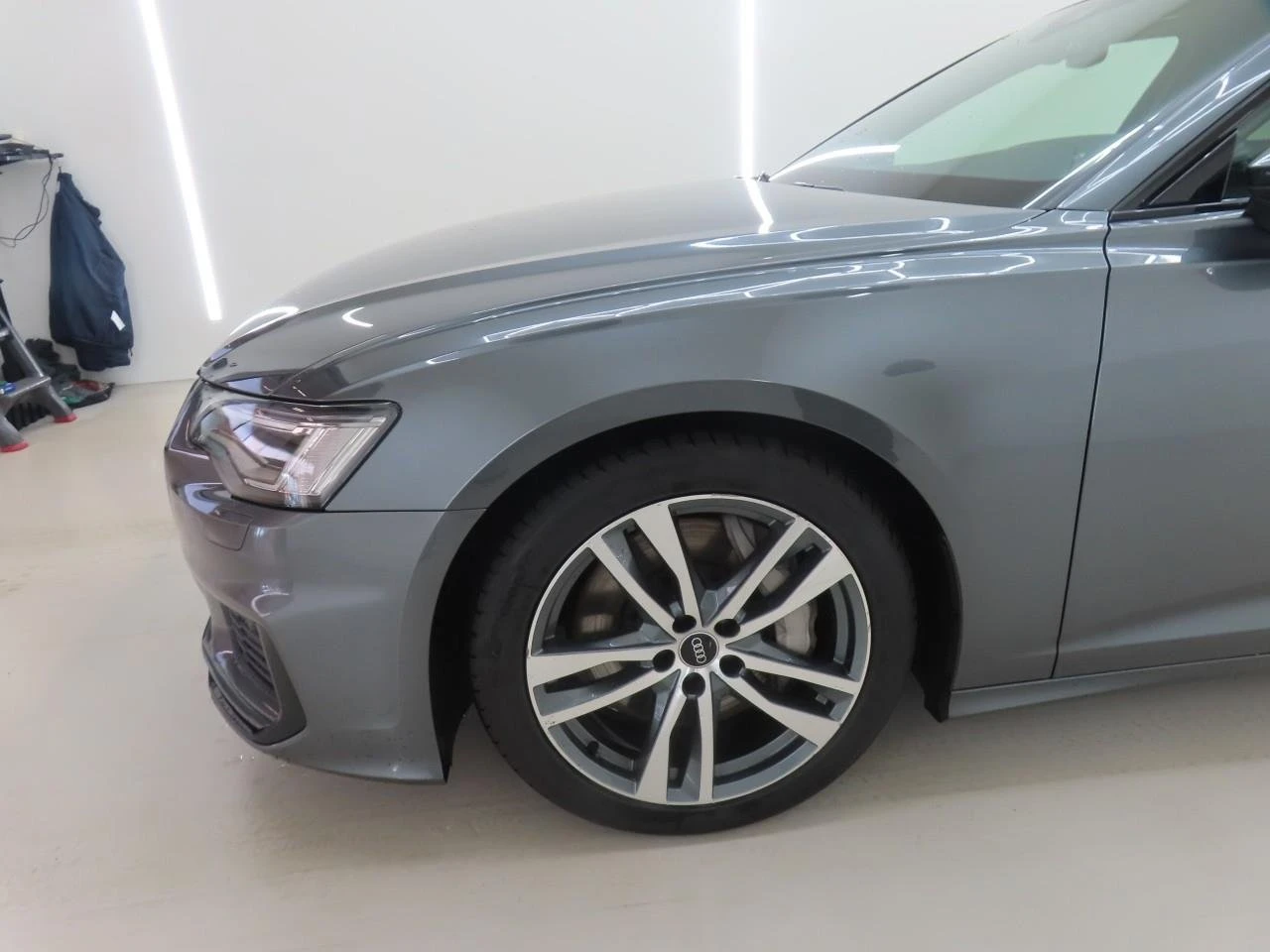 Audi A6 50 TFSIe S Edition, снимка 3 - Автомобили и джипове - 54081182