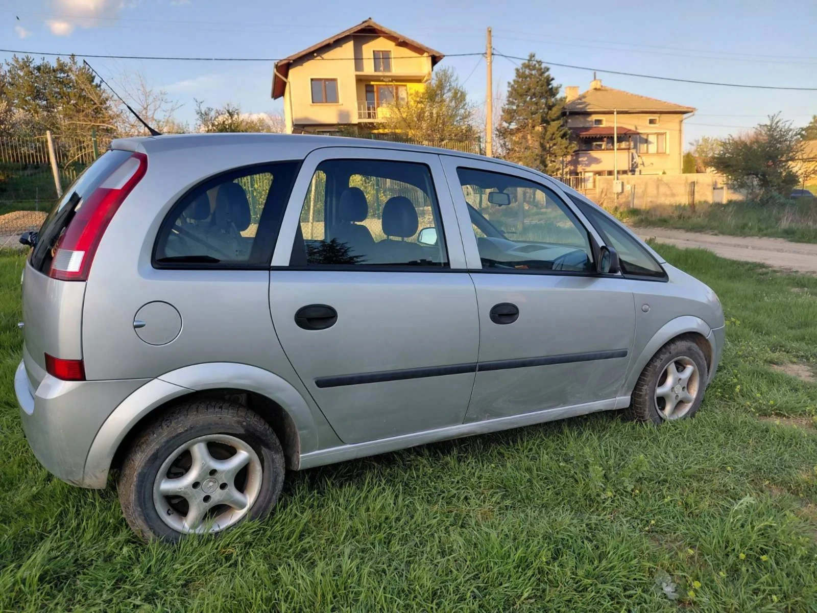 Opel Meriva 1.4 бензин, снимка 5 - Автомобили и джипове - 54389843
