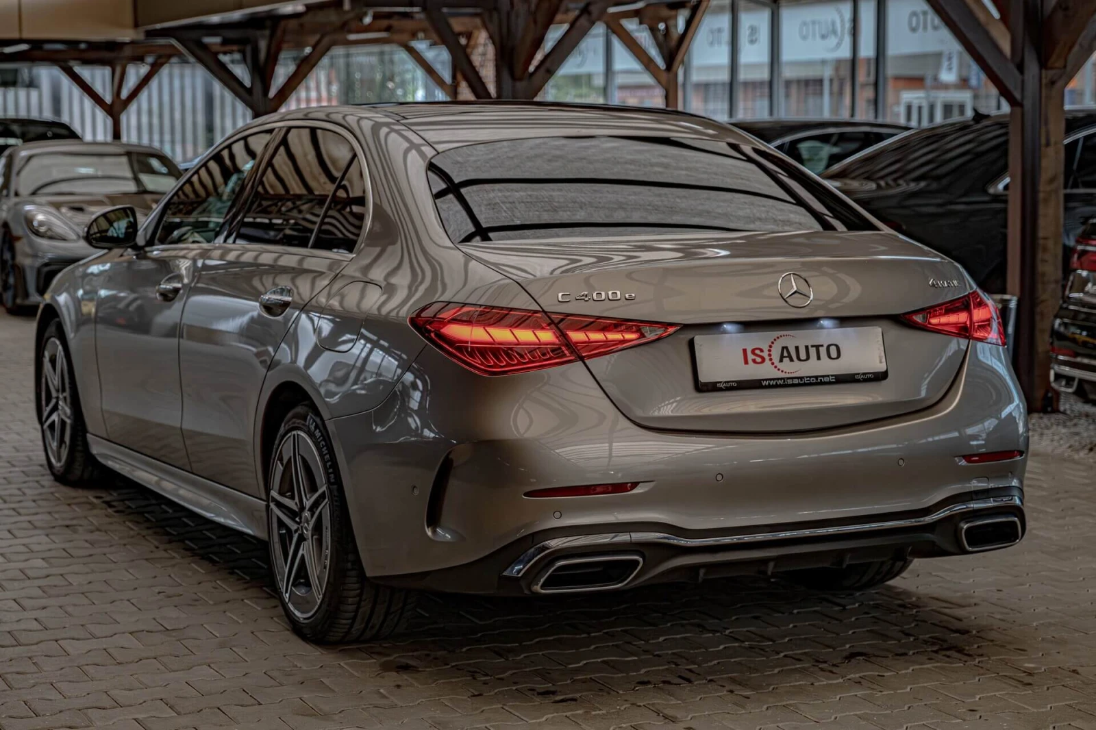 Mercedes-Benz C 400 e/AMG Line/4Matic/Ambient/Камера/MBUX/Панорама, снимка 5 - Автомобили и джипове - 54896731
