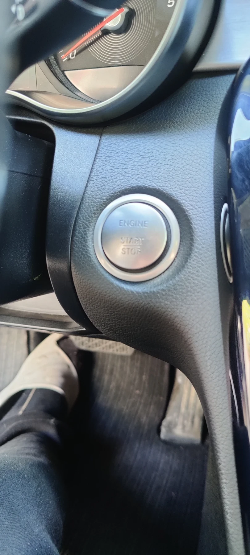 Mercedes-Benz C 220 C220 4matic bturbo bluetec, снимка 10 - Автомобили и джипове - 55656417
