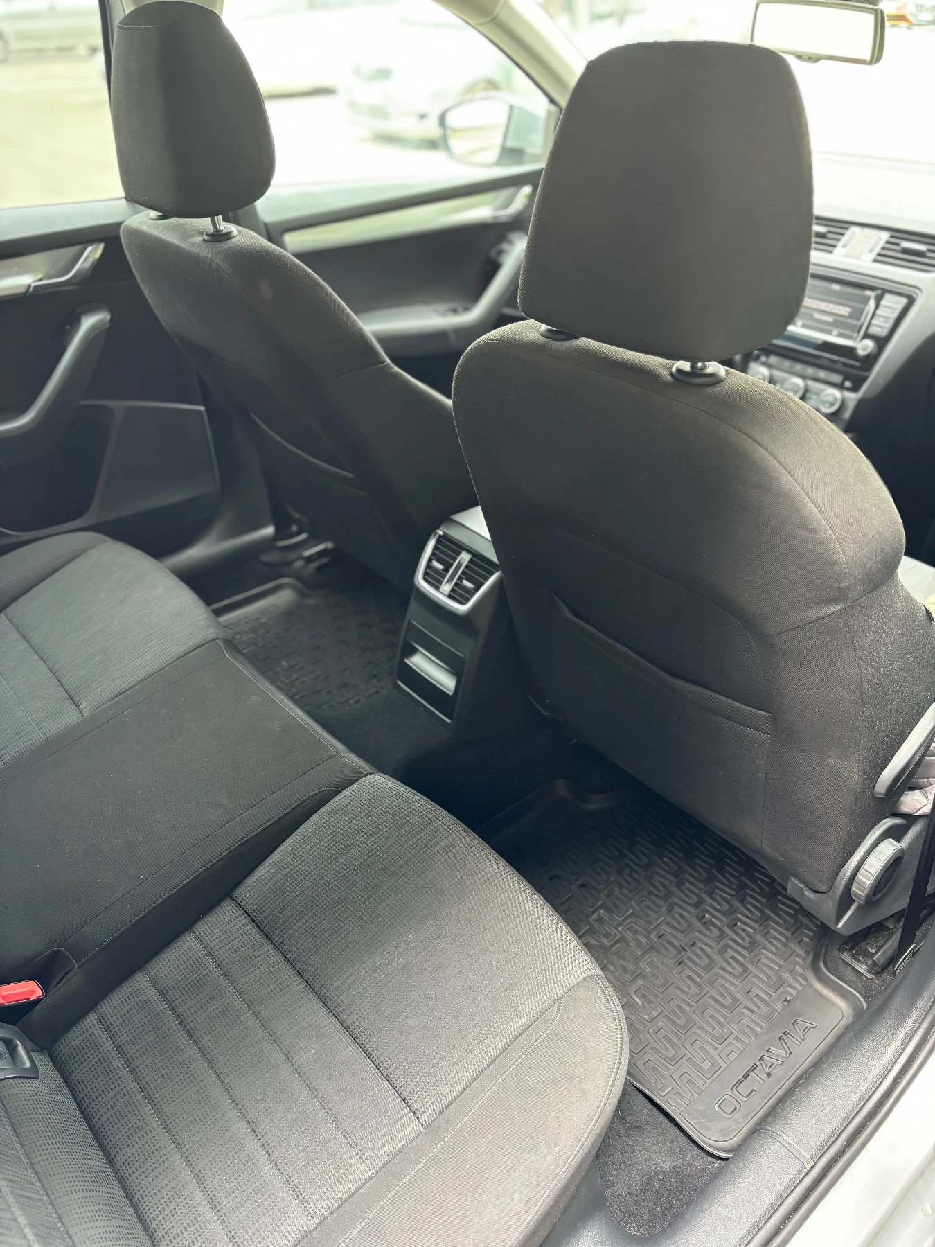 Skoda Octavia 2.0 tdi 150 hp, снимка 10 - Автомобили и джипове - 55881031