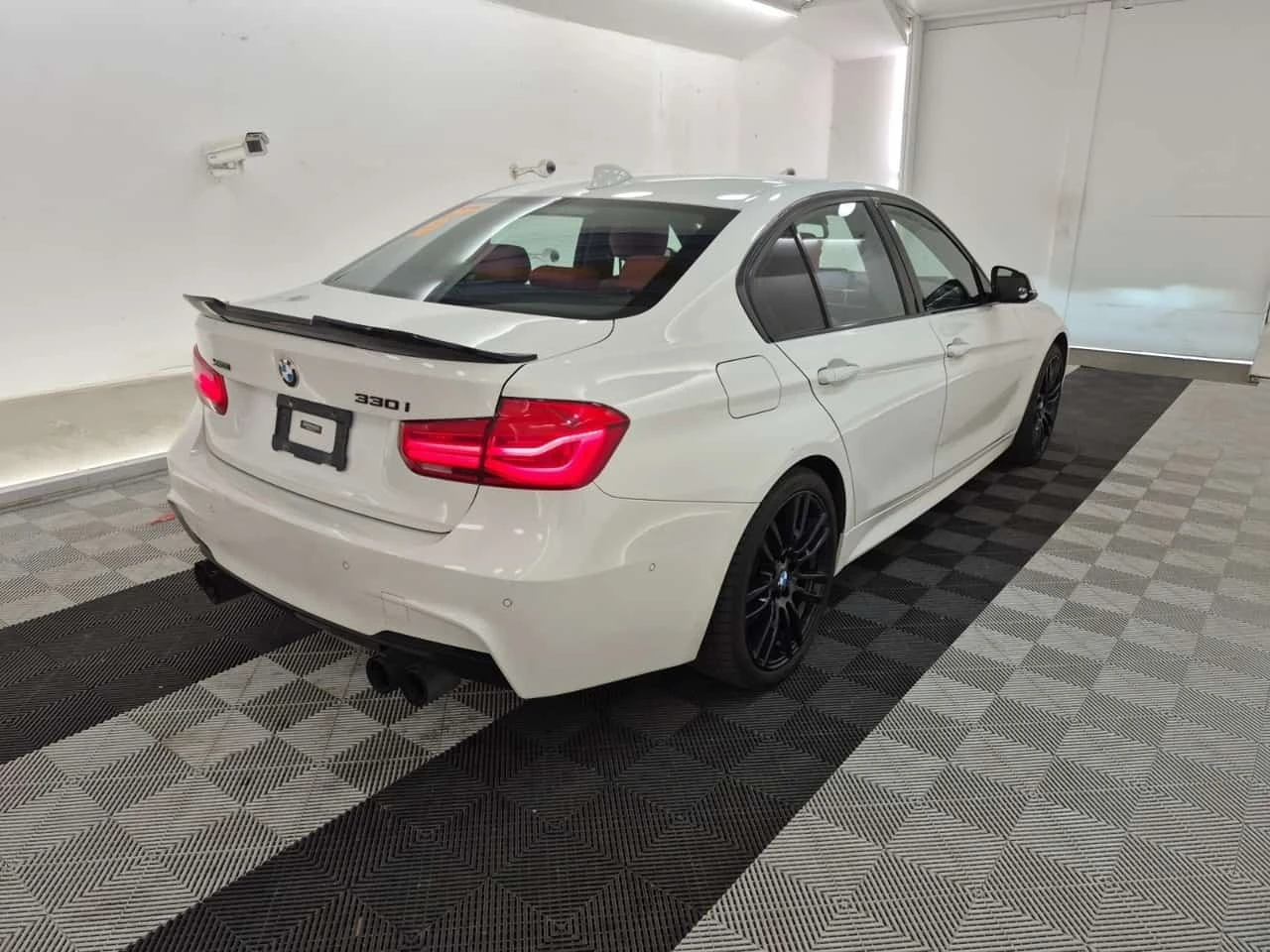 BMW 330 * 330I XDRIVE * � ����� * CARFAX *  | Mobile.bg � ����������� 3