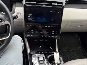 Hyundai Tucson * Luxury * CARFAX * 2 КЛЮЧА * ПАНО * KEYLESS * , снимка 9