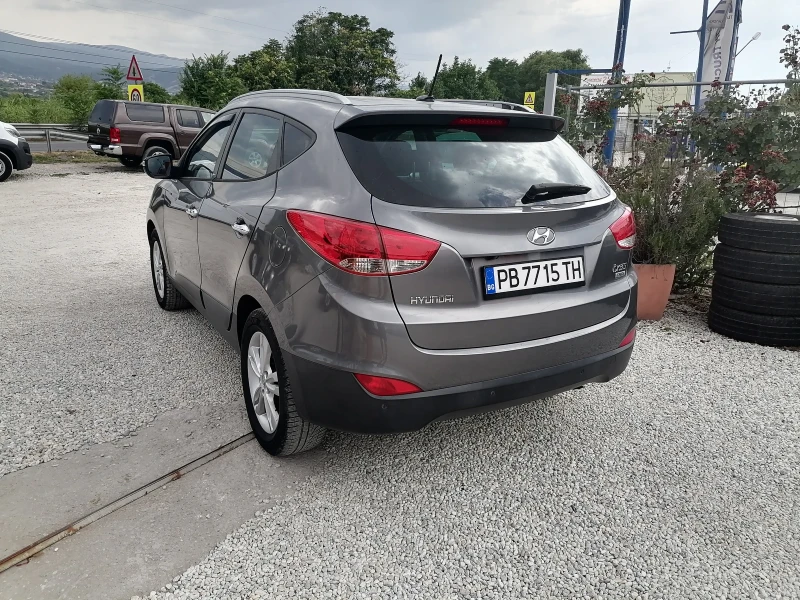 Hyundai IX35, снимка 4 - Автомобили и джипове - 47292120