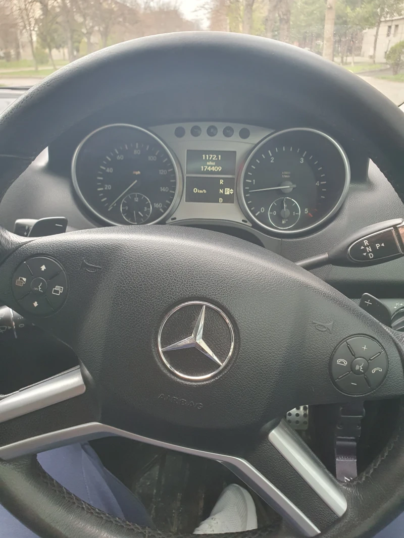 Mercedes-Benz ML 320, снимка 6 - Автомобили и джипове - 49623400