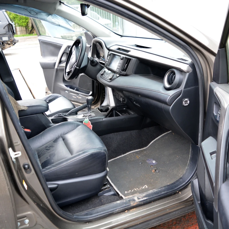 Toyota Rav4 2.5 Hybrid, снимка 6 - Автомобили и джипове - 49763142