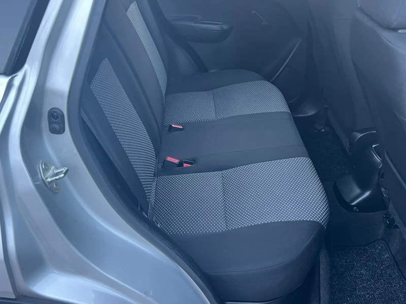 Suzuki Vitara 1.6 4x4 ALLGRIP, снимка 13 - Автомобили и джипове - 52420038