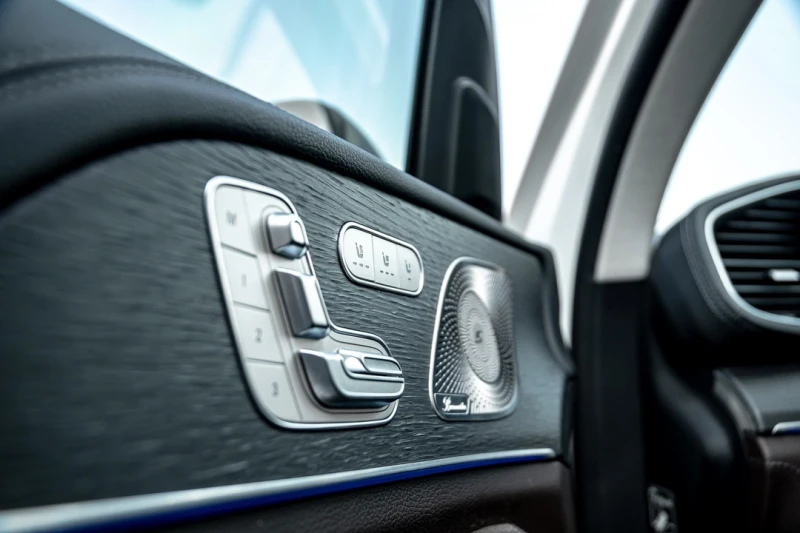 Mercedes-Benz GLE 350 CARFAX* АВТОФИНАНСИРАНЕ* БЕЗ ПЪРВОНАЧАЛНА ВНОСКА* , снимка 12 - Автомобили и джипове - 52902620