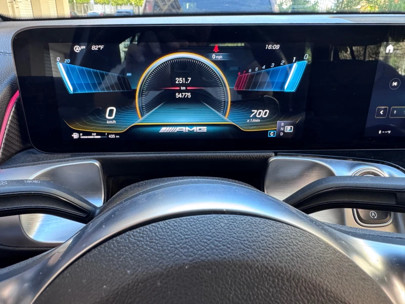 Mercedes-Benz GLB 35AMG* 4MATIC* 55KM* TOP* , снимка 13 - Автомобили и джипове - 52958276