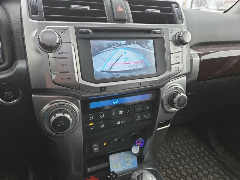 Toyota 4runner * SR5 * CARFAX * БЕЗ ПЪРВОНАЧАЛНА ВНОСКА, снимка 12 - Автомобили и джипове - 53085983