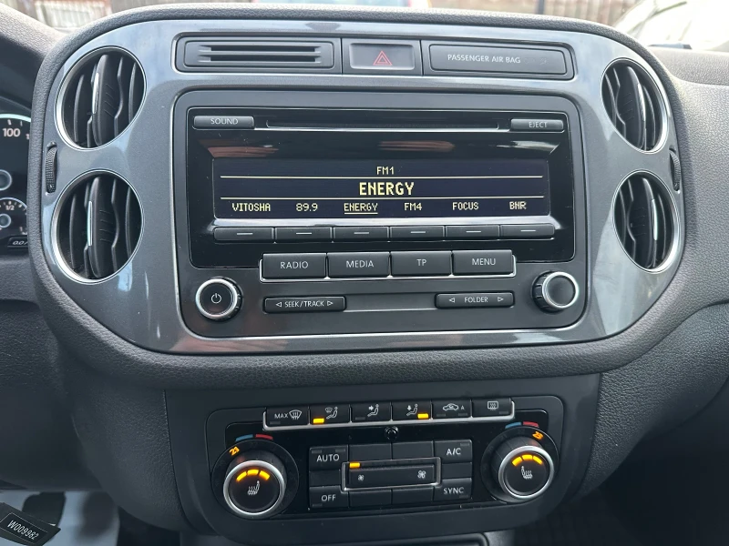 VW Tiguan 2.0-TDI-110k.c, снимка 10 - Автомобили и джипове - 53517677