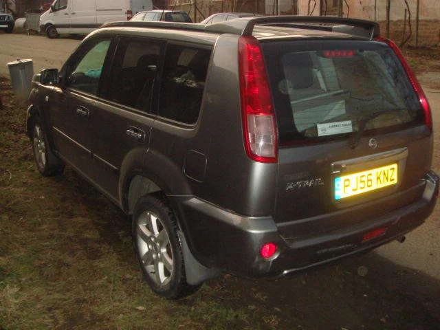 Nissan X-trail 2.5, снимка 3 - Автомобили и джипове - 46834287