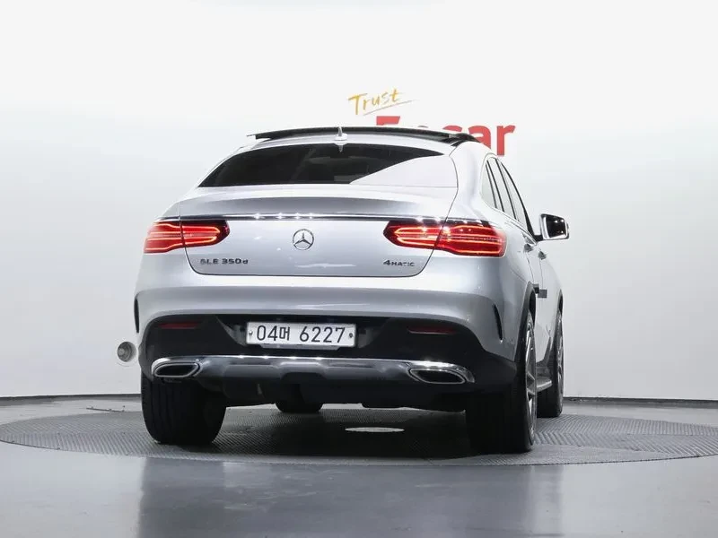 Mercedes-Benz GLE 350 D 4MATIC, снимка 4 - Автомобили и джипове - 55562876