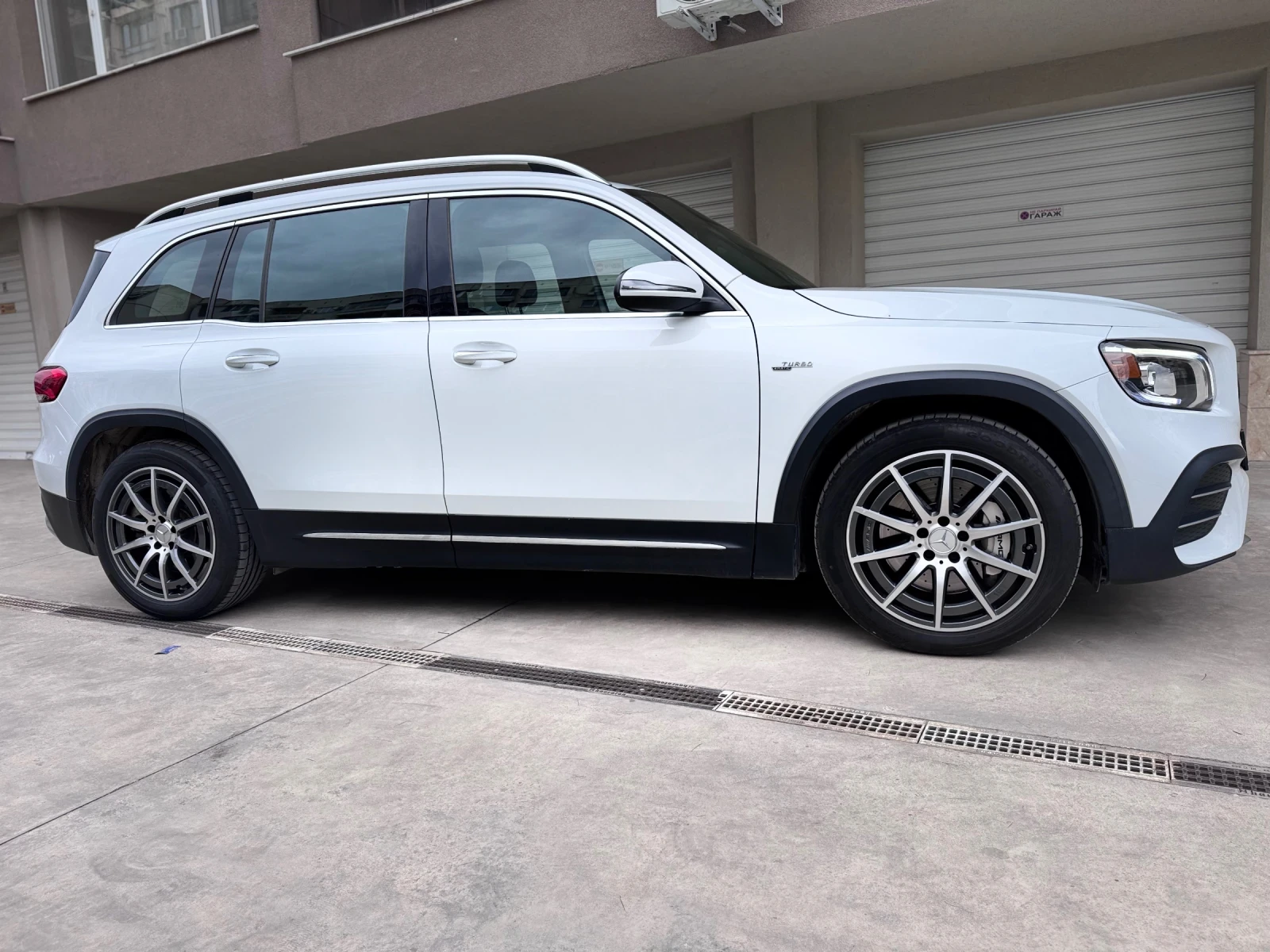 Mercedes-Benz GLB 35AMG* 2022* 4MATIC+ * 55KM* TOP* , снимка 5 - Автомобили и джипове - 53852658