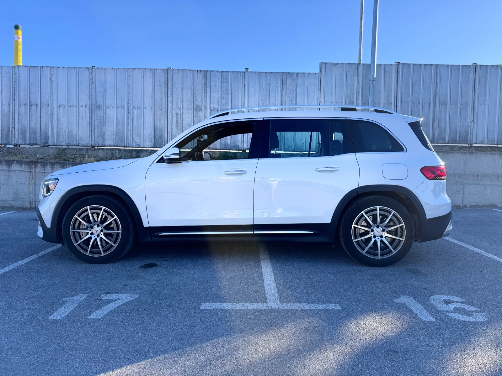 Mercedes-Benz GLB 35AMG* 4MATIC+ * 55KM* TOP*  - изображение 4