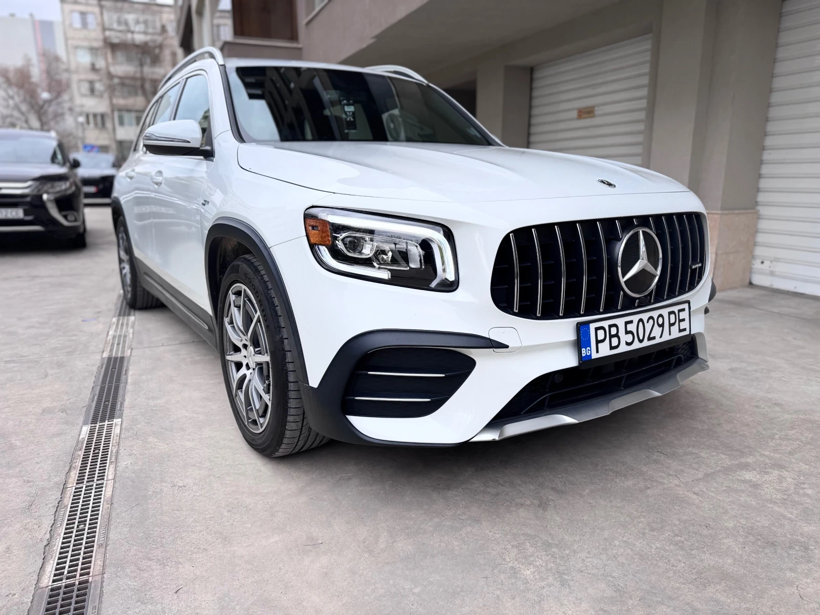 Mercedes-Benz GLB 35AMG* 2022* 4MATIC+ * 55KM* TOP* , снимка 3 - Автомобили и джипове - 53852658