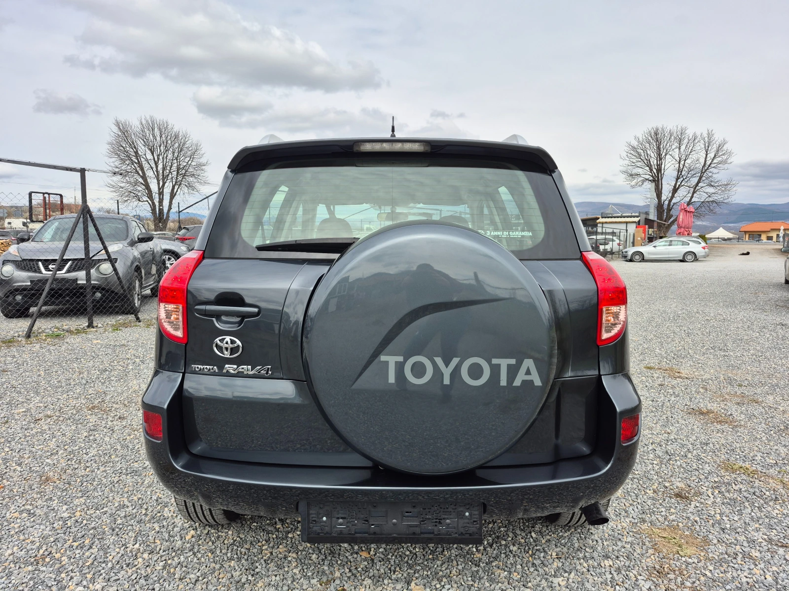 Toyota Rav4 2.2  D4D     136 k.s, снимка 4 - Автомобили и джипове - 53953363