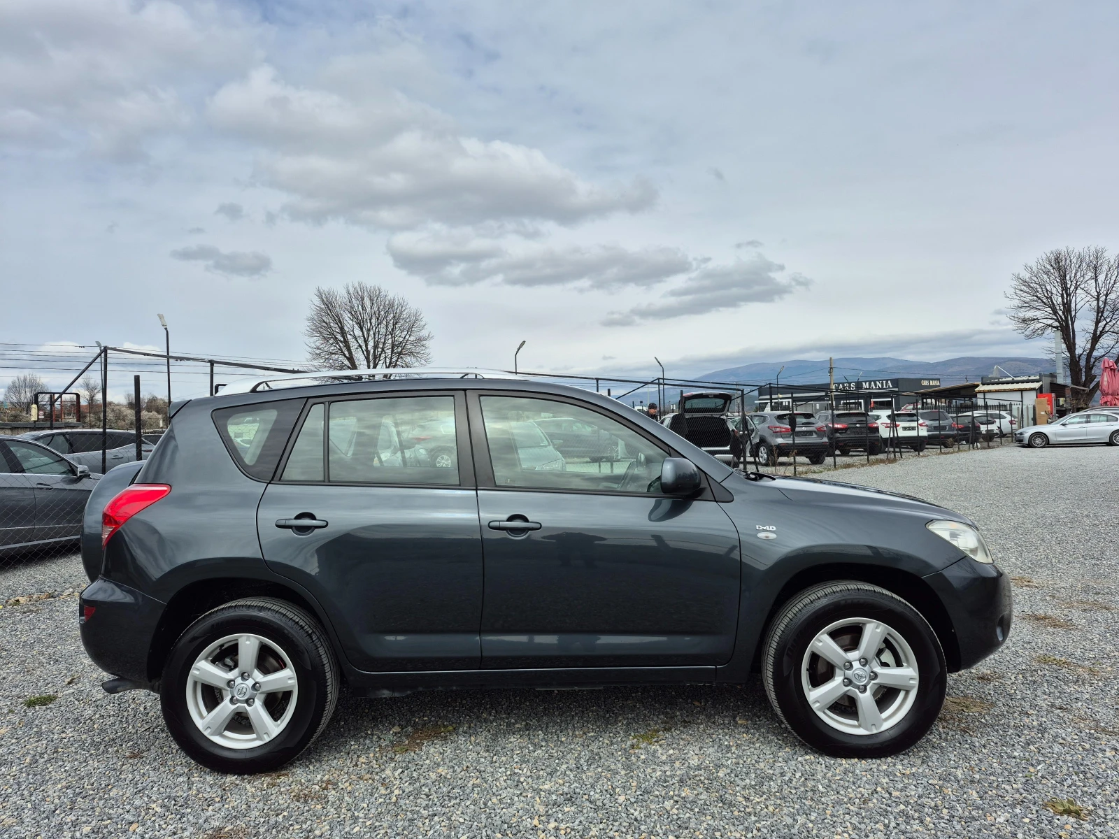 Toyota Rav4 2.2  D4D     136 k.s, снимка 8 - Автомобили и джипове - 53953363