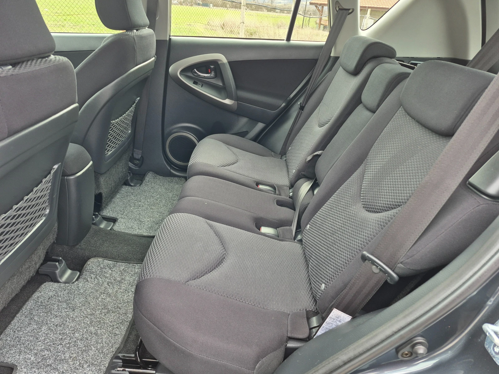 Toyota Rav4 2.2  D4D     136 k.s, снимка 14 - Автомобили и джипове - 53953363