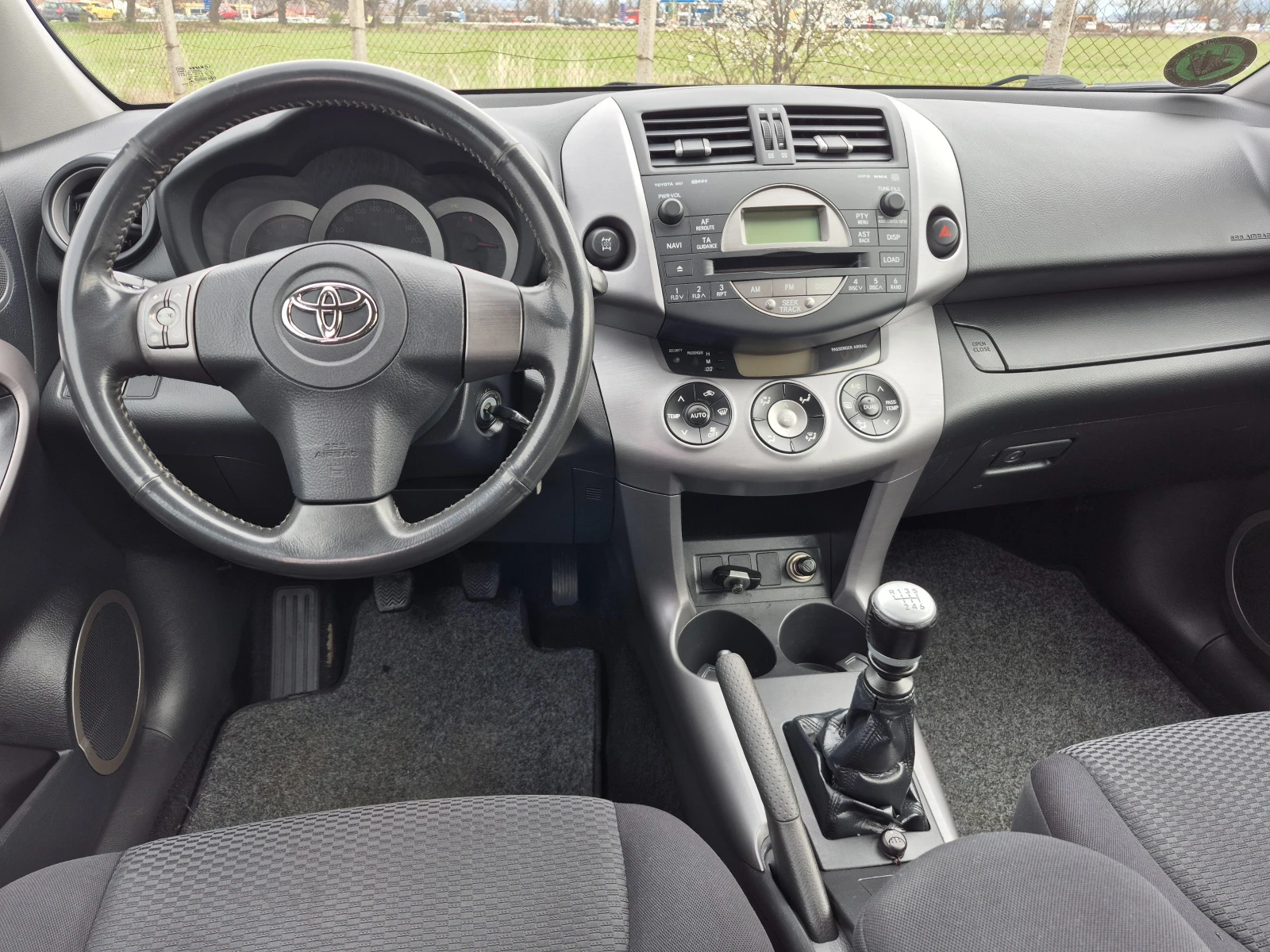 Toyota Rav4 2.2  D4D     136 k.s, снимка 10 - Автомобили и джипове - 53953363
