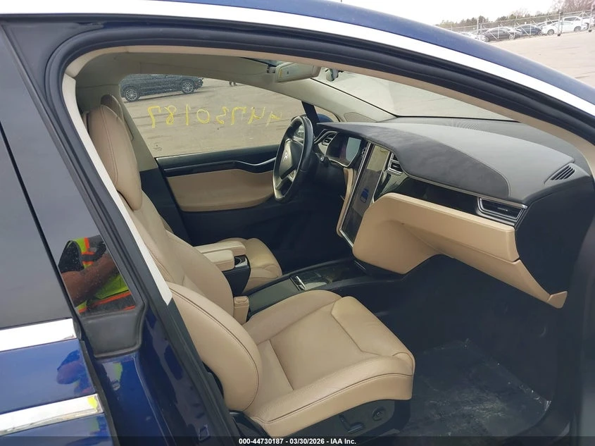 Tesla Model X, снимка 5 - Автомобили и джипове - 54672793