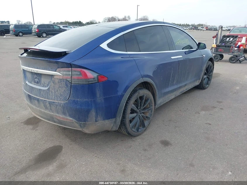 Tesla Model X, снимка 4 - Автомобили и джипове - 54672793