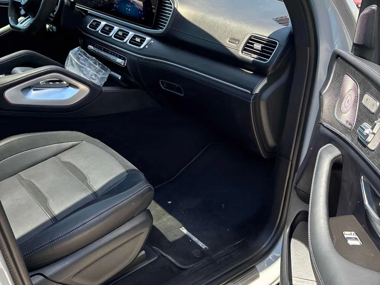 Mercedes-Benz GLE * AMG 53 * CARFAX * ЦЕНА ДО БГ, снимка 14 - Автомобили и джипове - 54855784