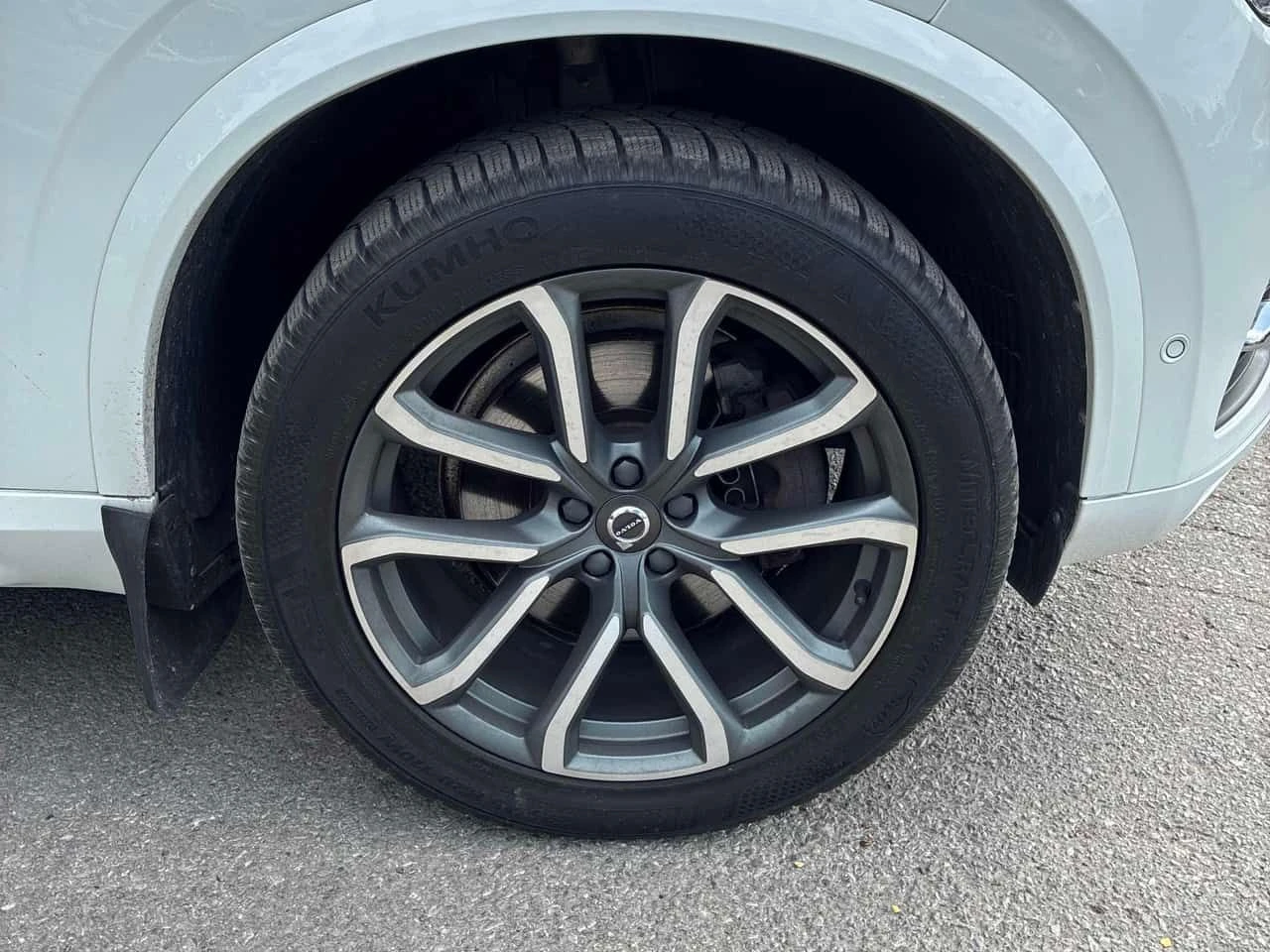 Volvo Xc90 MOMENTUM| DISTRONIC| PANO| 360CAM| + ГУМИ, снимка 7 - Автомобили и джипове - 54939561