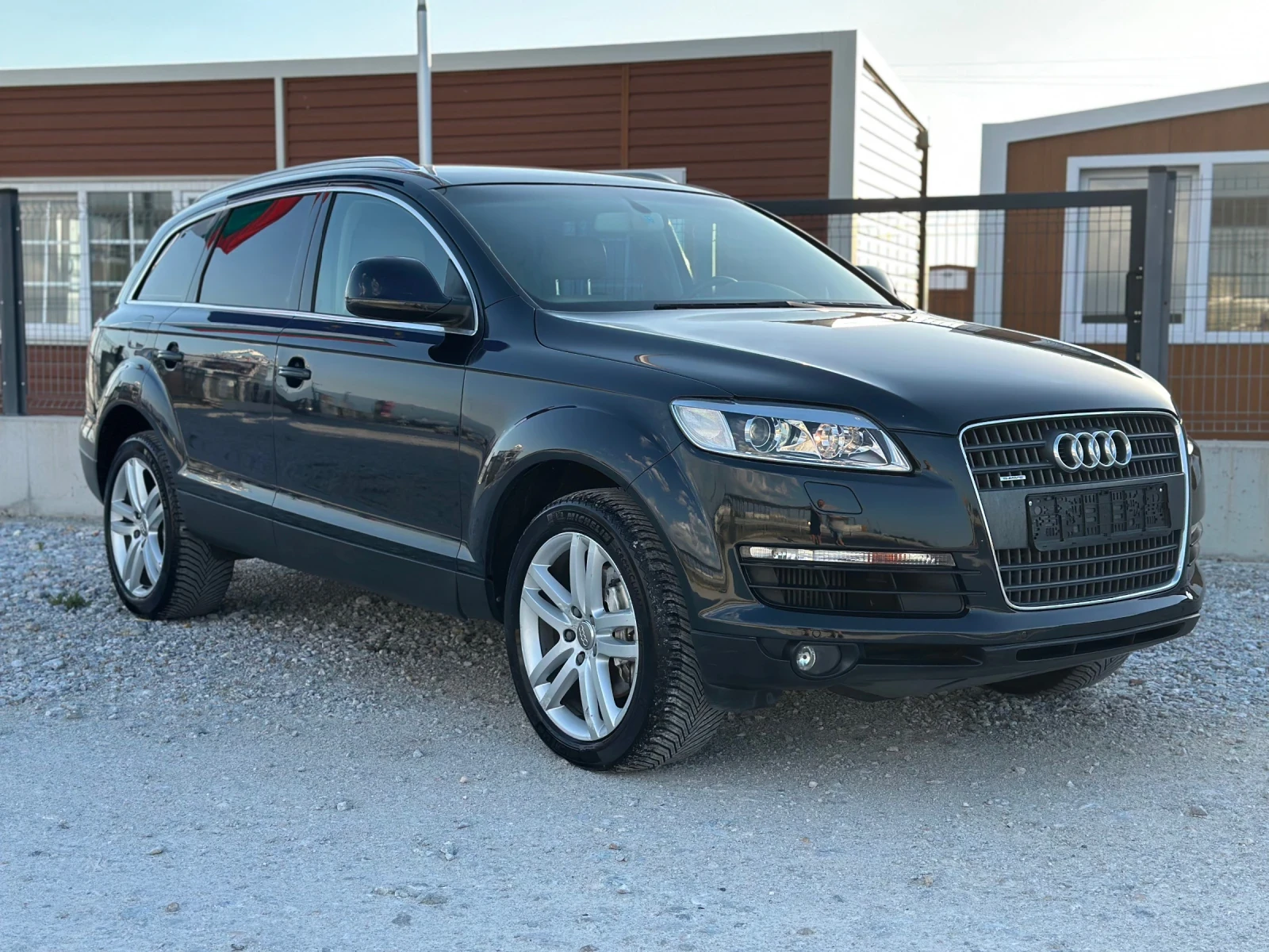 Audi Q7 Audi Q7 3000 TDI 7 местна
