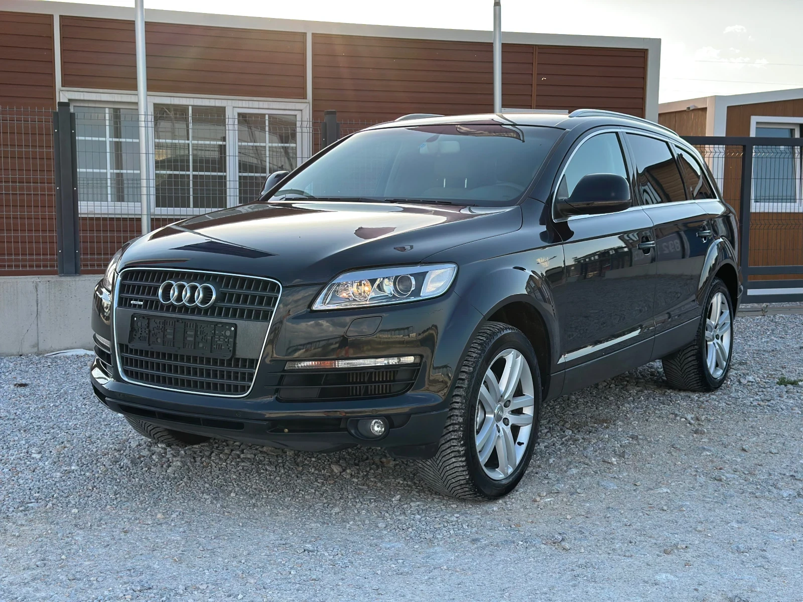 Audi Q7 Audi Q7 3000 TDI 7 местна, снимка 2 - Автомобили и джипове - 55093453