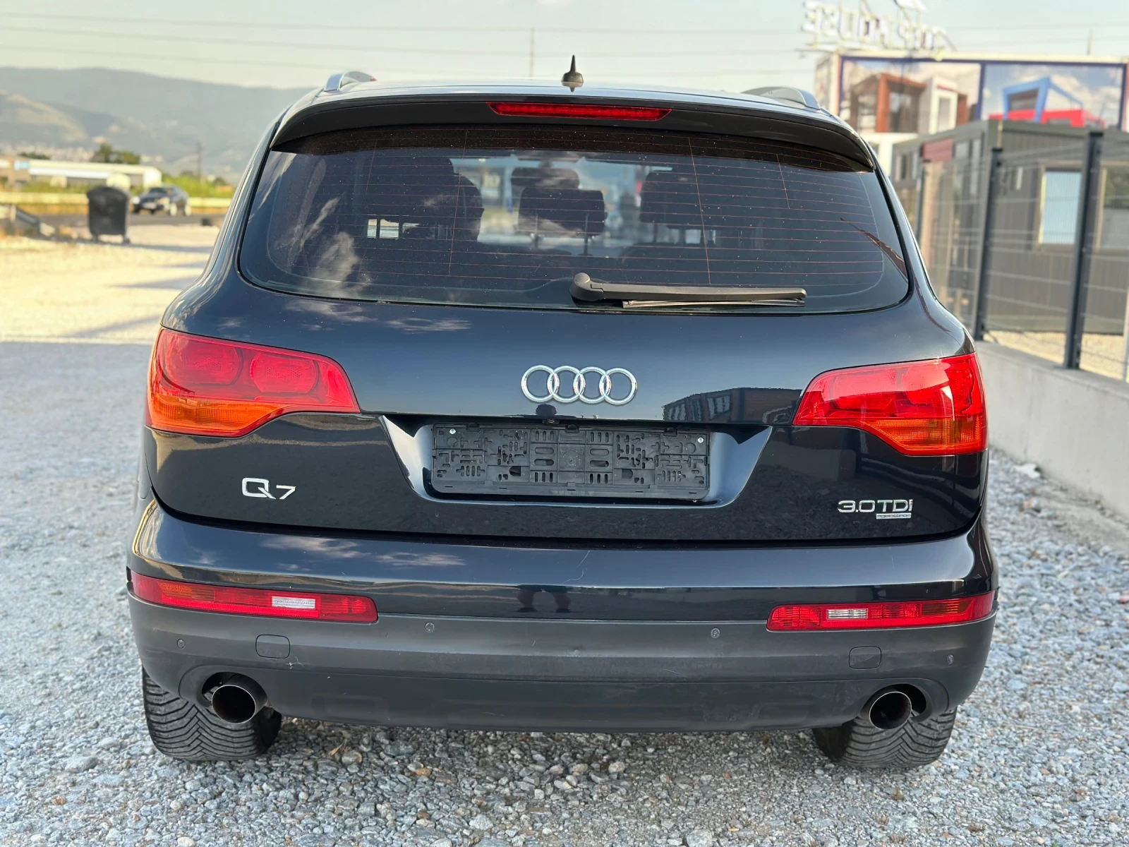 Audi Q7 Audi Q7 3000 TDI 7 местна, снимка 8 - Автомобили и джипове - 55093453
