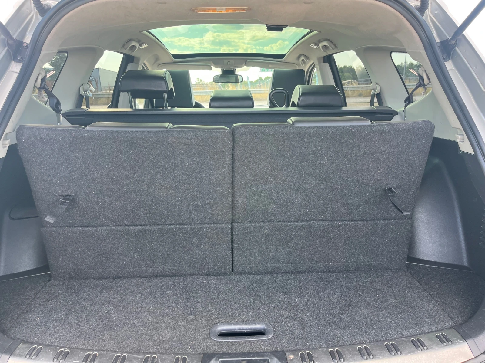 Nissan Qashqai 2.0DCI-4x4-7m.PANO-ITALIA, снимка 15 - Автомобили и джипове - 55469754