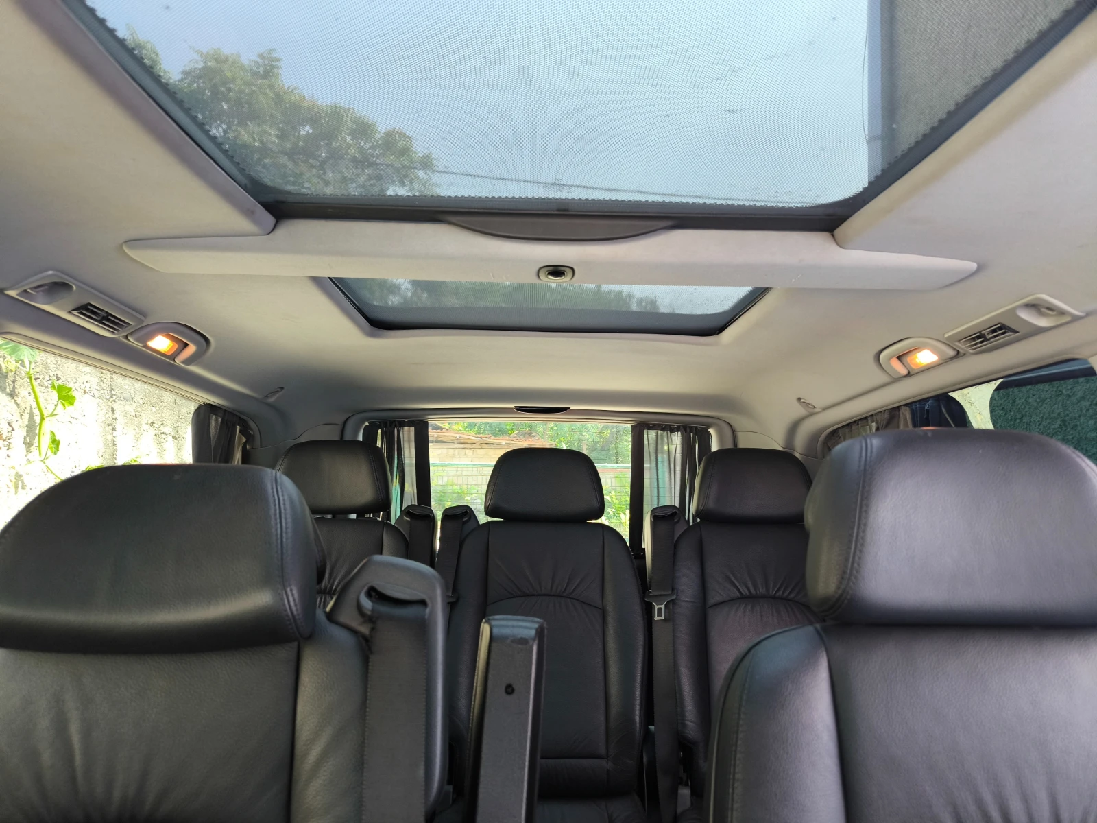 Mercedes-Benz Viano 3.0 CDI (204 к.с.) | Ambiente | Автоматик | Extra , снимка 6 - Бусове и автобуси - 54988533