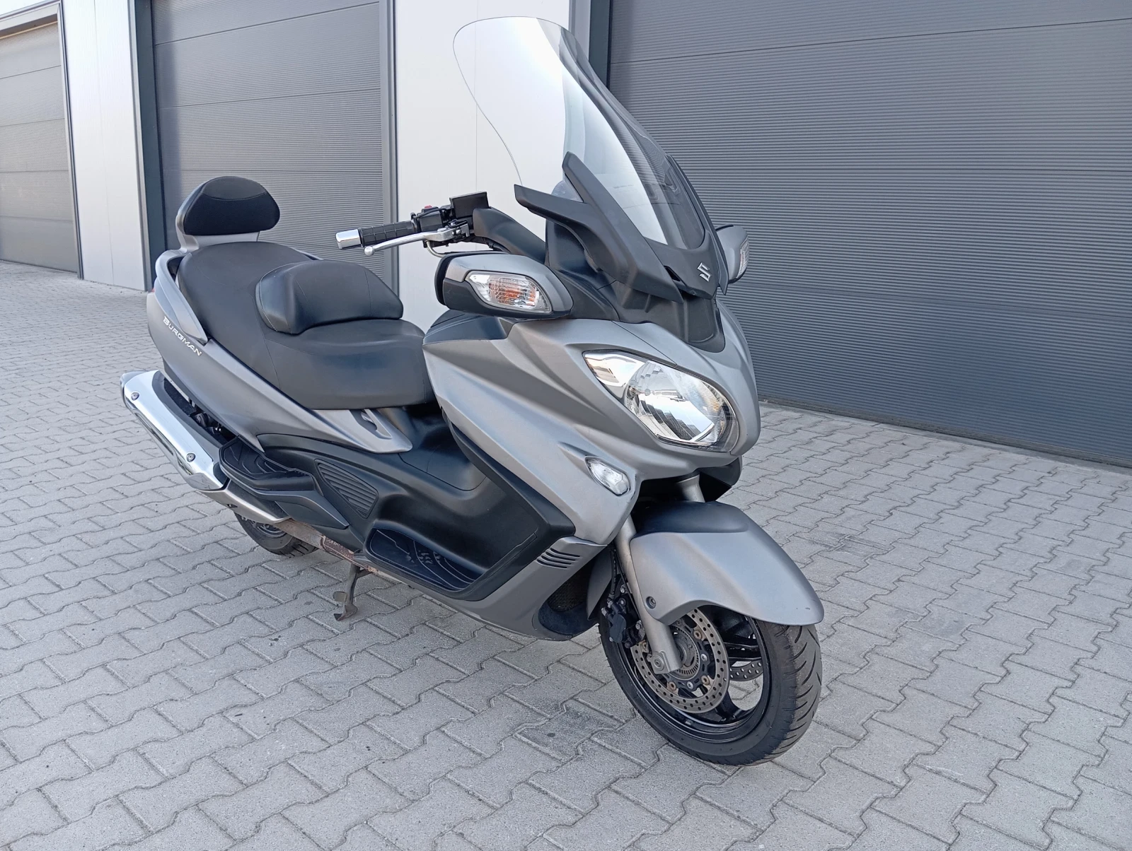 Suzuki Burgman 650