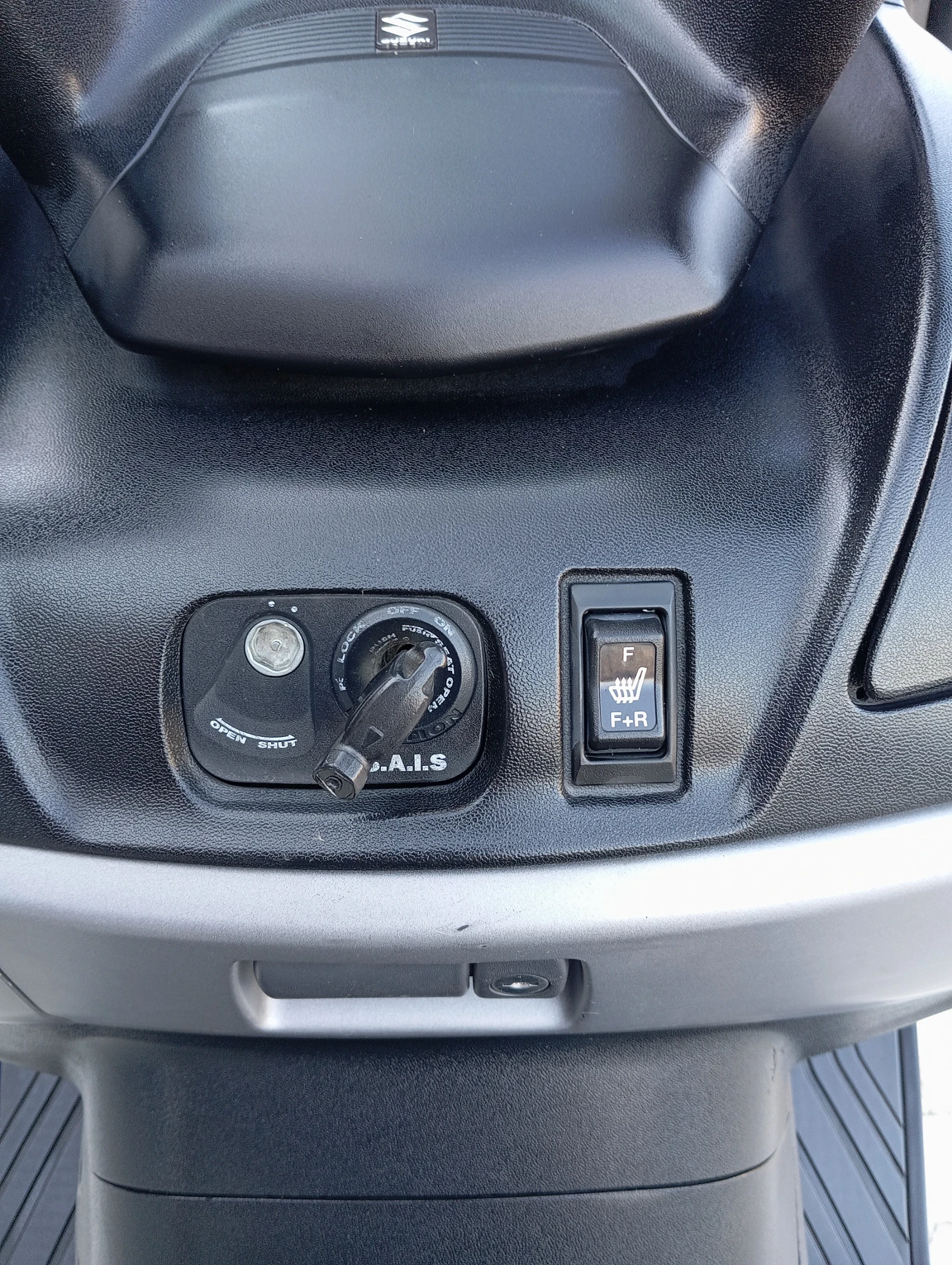 Suzuki Burgman 650, снимка 8 - Мотоциклети и мототехника - 55746483