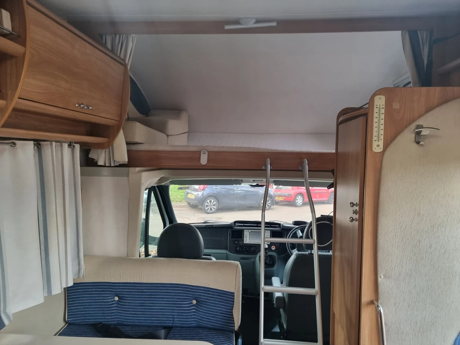 Кемпер Ford Transit, Rimor Katamarano 3, снимка 6 - Каравани и кемпери - 54700142
