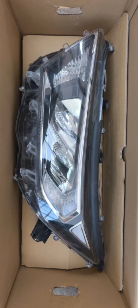 Фарове за toyota rav4, снимка 6