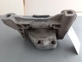 Тампон мотор Мазда 5 2.0д 