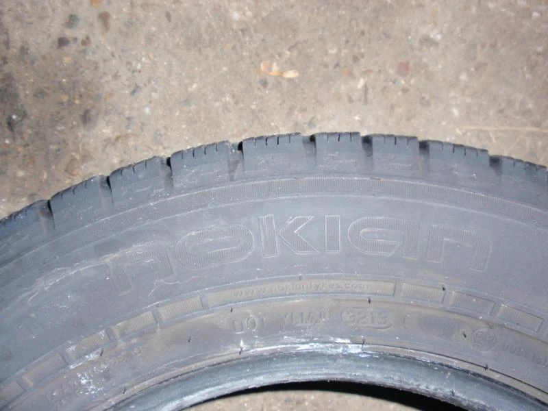 Гуми Всесезонни 215/65R16, снимка 7 - Гуми и джанти - 9108514