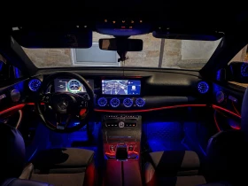 Mercedes-Benz E 220 AMG, снимка 9