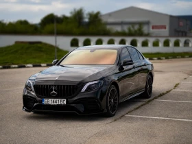 Mercedes-Benz E 220 AMG, снимка 1